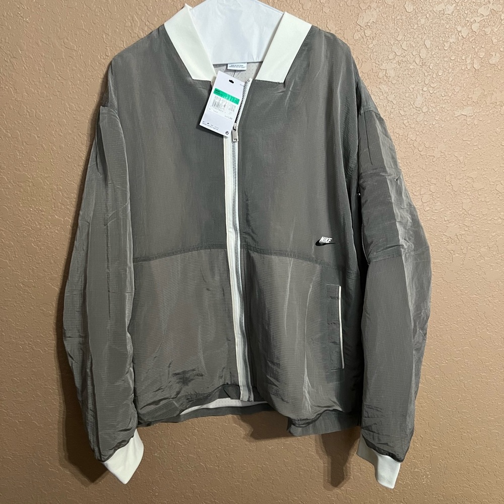 Nike Style Lined Bomber Jacket (sz. XL)